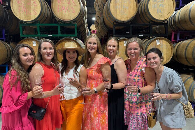 Hill Country Mistletoe and Merlot Tour - Whats Included and Whats Not