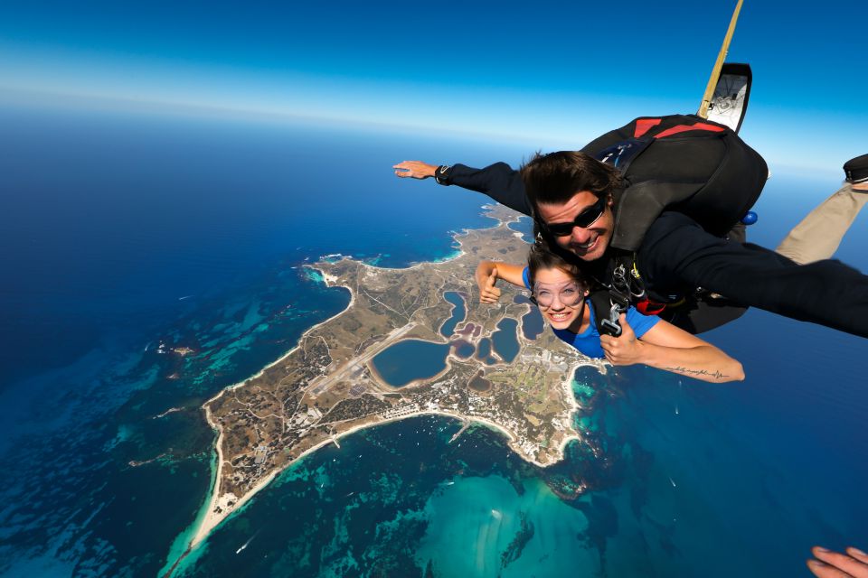 Hillarys Harbour: Rottnest Island Skydive and Ferry Package - Key Points