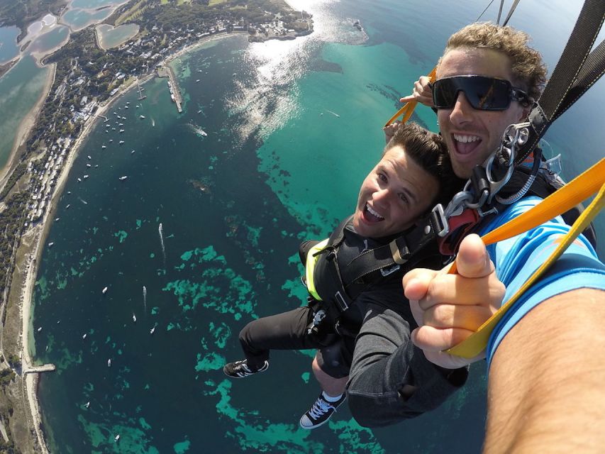 Hillarys Harbour: Rottnest Island Skydive and Ferry Package - What to Bring