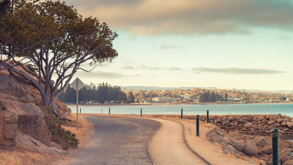 Hills to the Seaside: Full-Day Hahndorf & Victor Harbor Tour - Customer Experiences