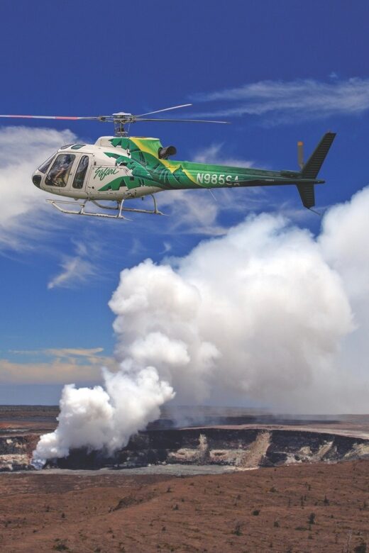 Hilo: Hawaii Volcanoes National Park Flight - The Experience of Flying with Safari Helicopters
