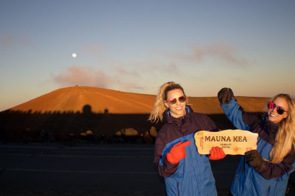 Hilo/Waikoloa: Mauna Kea Summit Sunset and Stargazing Tour - Key Points