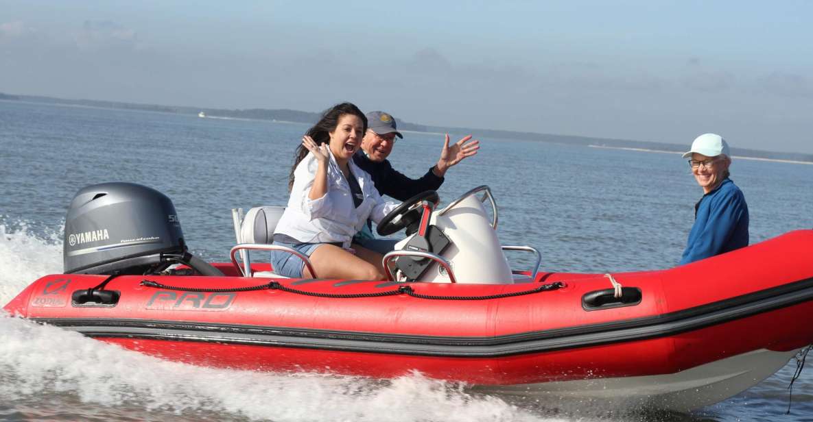 Hilton Head Island: Mini Boat Dolphin Tour - Safety Briefing and Driving Instruction