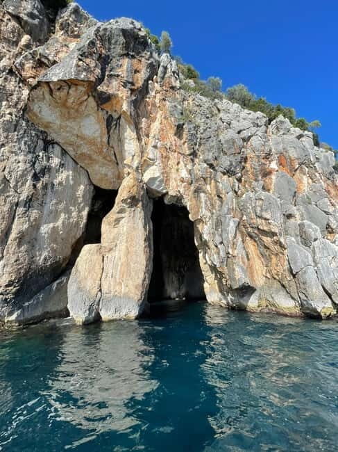 Himara:Daily trip to Gramma Bay with swimming stops - Pricing and Value