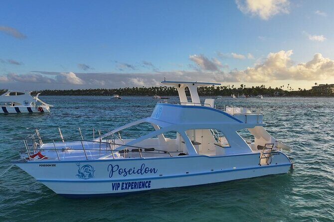 Hip Hop Adult Only Party Boat with DJ Unlimited Drinks and Sand-bar - Snorkeling and Marine Life