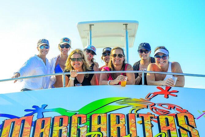 Hip Hop solo para adultos PartyBoat con Bebidas ilimitadas y Bar - FAQs