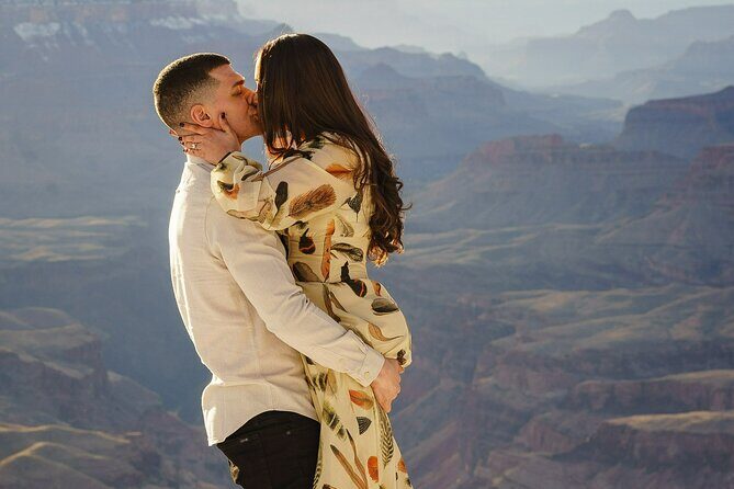 Hire Photographer and Professional Photo Shoot at Glen Canyon - What’s the Experience Like?