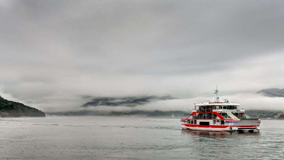 Hiroshima: Peace Memorial, Itsukushima and Miyajima Tour - Experiencing Miyajima Island