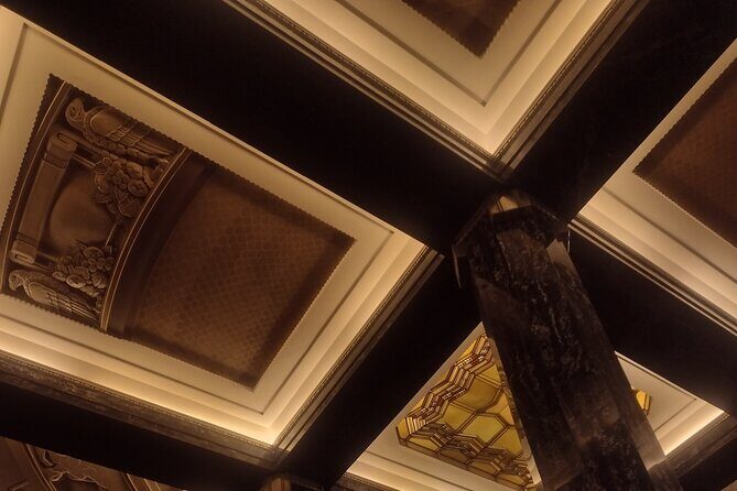 Historic center walking tour through time and space - The Crown Jewel: Palacio de Bellas Artes