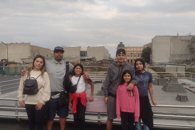 Historic center walking tour through time and space - Leisurely Walks and Local Legends