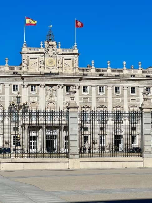 Historic Madrid on foot: From the Palace to Sol - Authenticity & Authentic Experiences