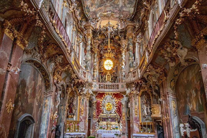 Historic Munich: Exclusive Private Tour with a Local - Practical Details and What to Expect