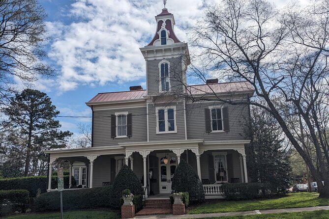 Historic Oakwood: History & Architecture Tour - A Detailed Look at the Experience