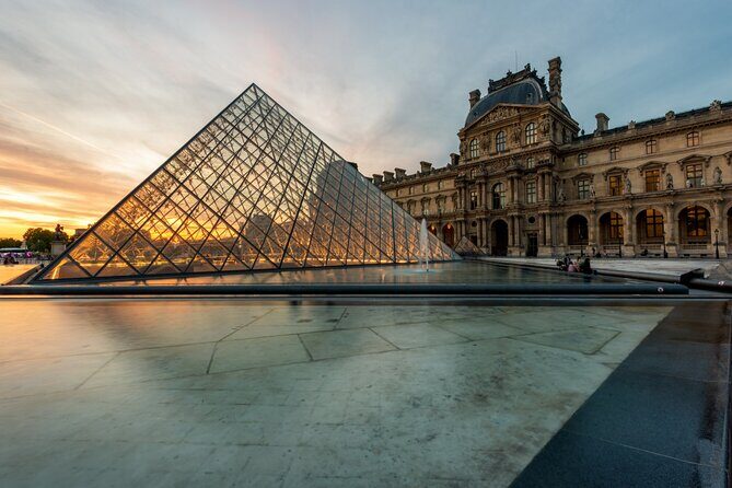Historic Paris: Exclusive Private Tour with a Local Expert - A Closer Look at the Tour Itinerary