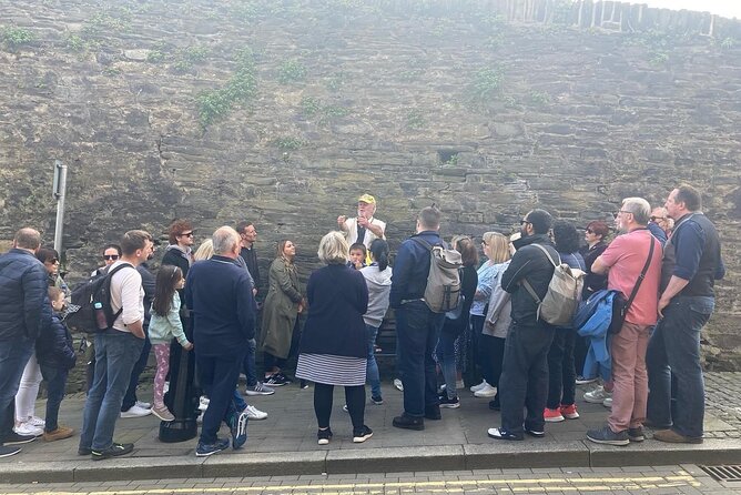 Historic Private Walking Tour in the City for 1.5 Hour - Accessibility and Group Size