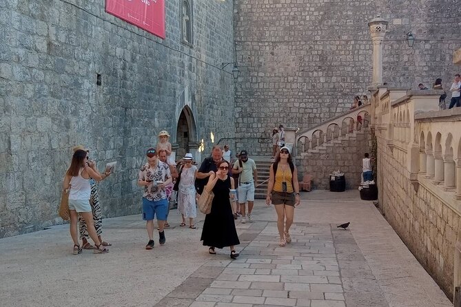 Historic Walk With Game of Thrones Details in Dubrovnik - Attractions and Stops