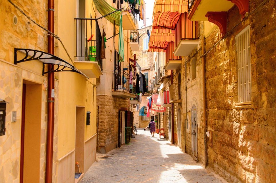 Historical Architecture of Bari – Private Walking Tour - Palazzo Dellacquedotto Pugliese