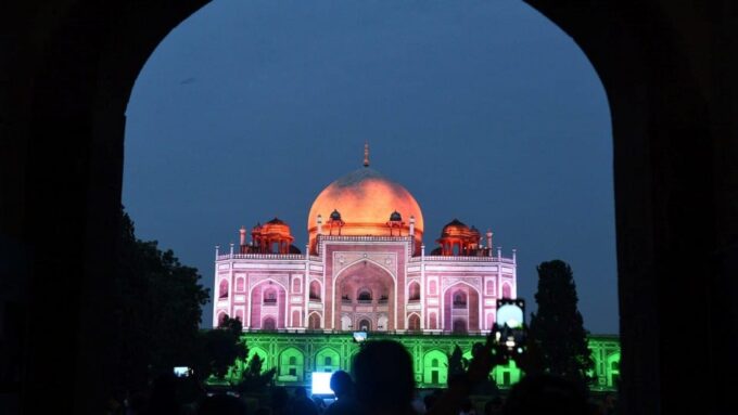 Historical, Delhi With Agra (Taj Mahal) Tour (03 Days) - Vehicle Types