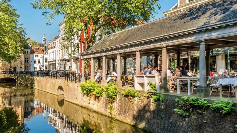Historical Gouda: Private Tour With Local Guide - Local Guide Experience