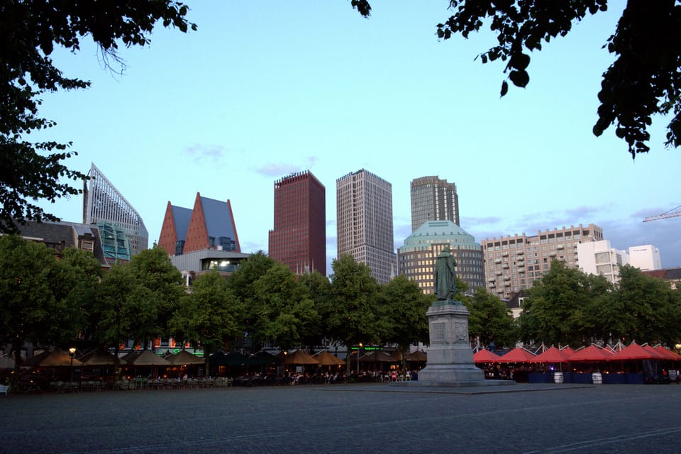 Historical Tour of The Hague - The Mauritshuis — Home to Vermeer’s “Girl with a Pearl Earring”