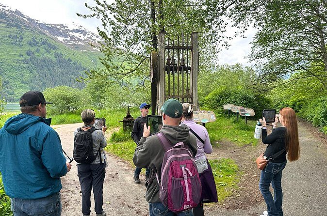 Historical Walking Tour of Abandoned Gold Rush Era City with AR - Who Would Love This Tour?