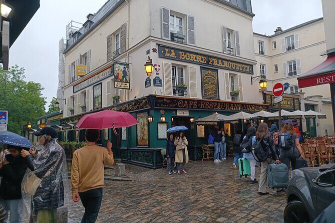 History and Culture of Montmartre with Interactive Animations - Le Moulin de la Galette: Mills and Memories