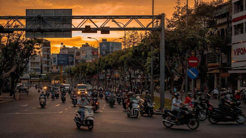 Ho Chi Minh: City Highlights & Hidden Gems Walking Tour - Notable Considerations