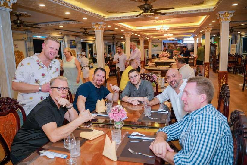 Ho Chi Minh City: Saigon River Cruise With Buffet Dinner - Itinerary Details
