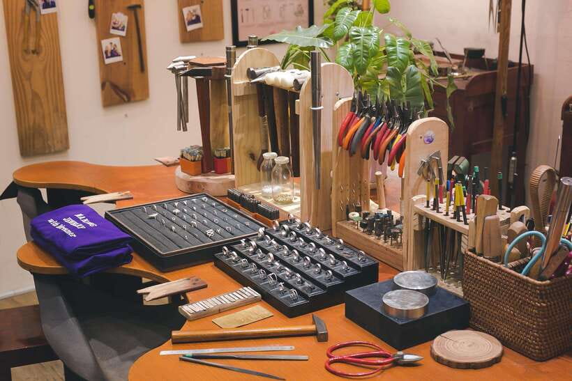 Ho Chi Minh City Vietnam: Silver Jewelry Making Workshop - Design Options and Personalization
