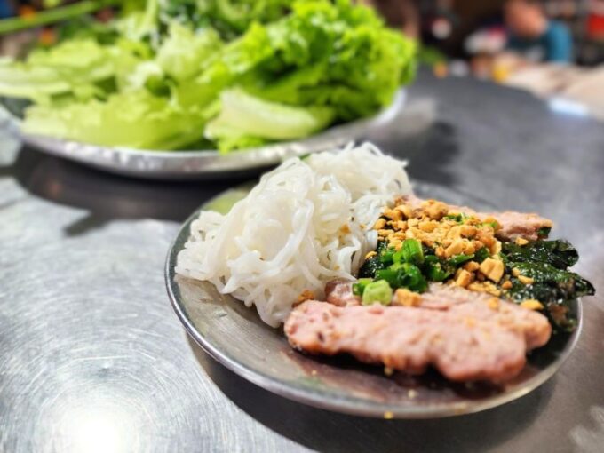 Ho Chi Minh City: Walking Food Tour With 13 Tastings - Accommodating Dietary Needs