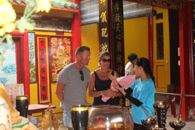 Ho Chi Minh: Private Saigon City Half-Day Tour & Local Guide - Booking and Payment Options