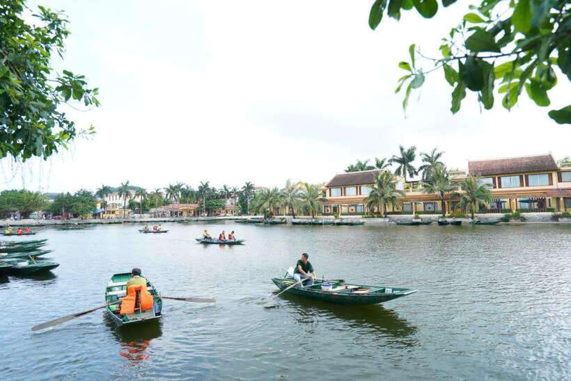 Hoa Lu-Tam Coc-Mua Cave -Bich Dong Pagoda-Cycling From NBINH - Scenic Bamboo Boat Cruise in Tam Coc