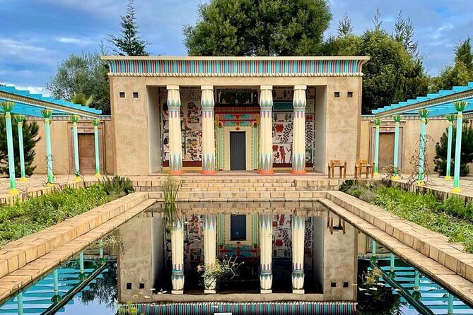 Hobbiton Movie Set and Hamilton Gardens Small Group-from Auckland - Who Should Consider This Tour?