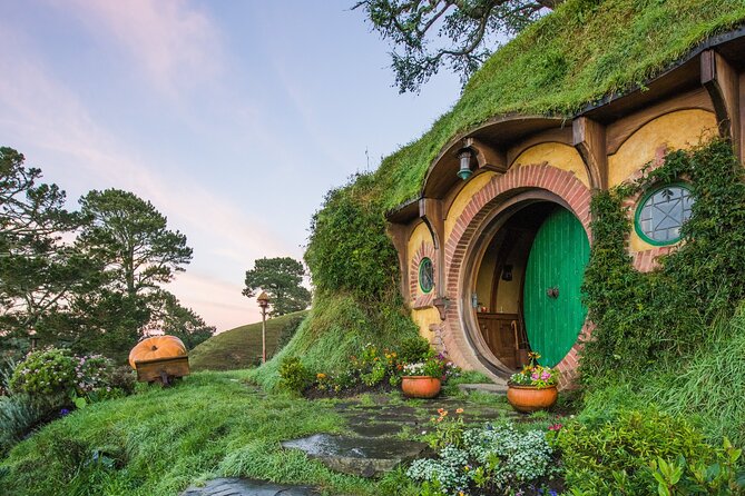 Hobbiton Movie Set Banquet Experience Private Tour From Auckland - Tips for Your Visit
