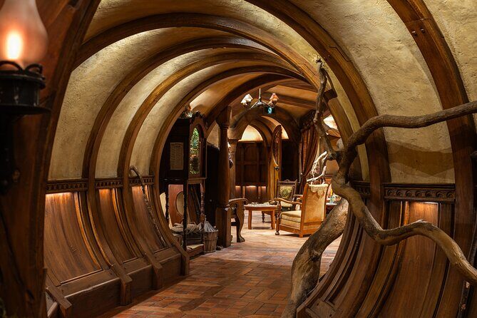 Hobbiton Movie Set Guided Day Tour with Lunch from Auckland - Authenticity and Authentic Experiences