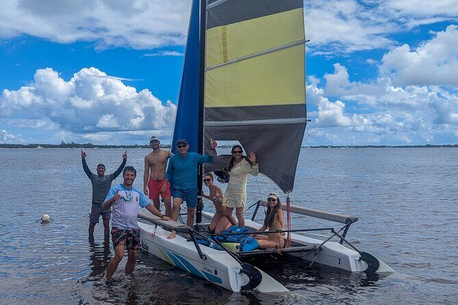 Hobie Cat Getaway 16' Rental at Hobie Beach - The Sum Up