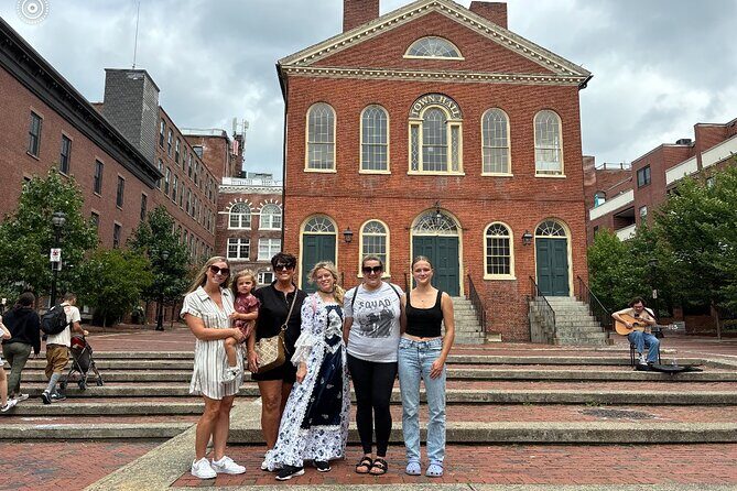 Hocus Pocus Film and Tour. See the Movie Walk the Magic - Hocus Pocus Film and Tour. See the Movie Walk the Magic — A Review