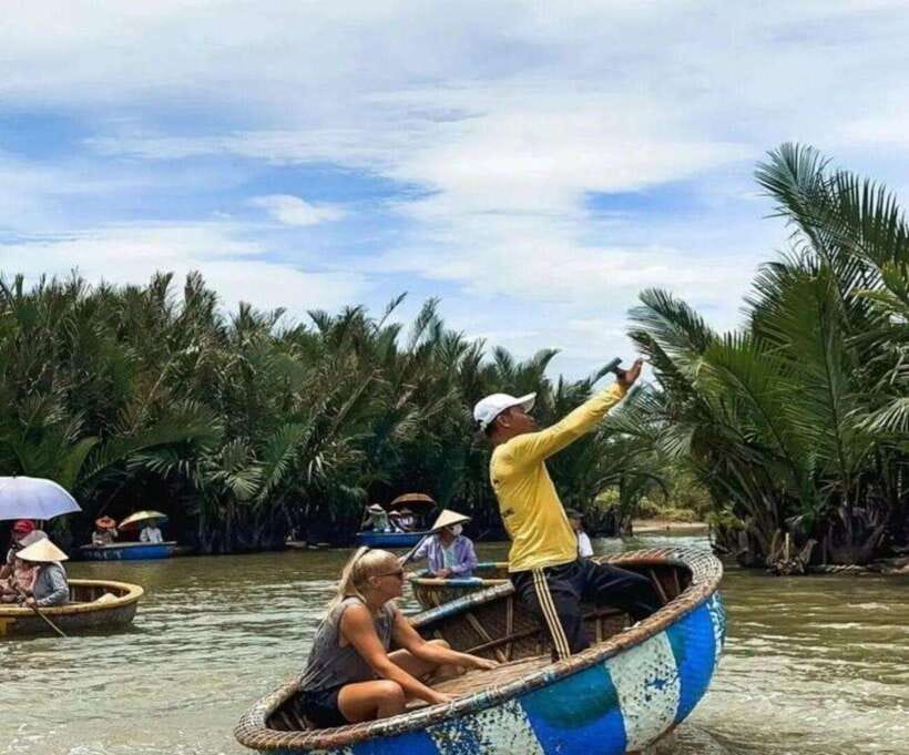 Hoi An: Bamboo Basket Boat Tour With Traditional Meal - Activities and Experiences