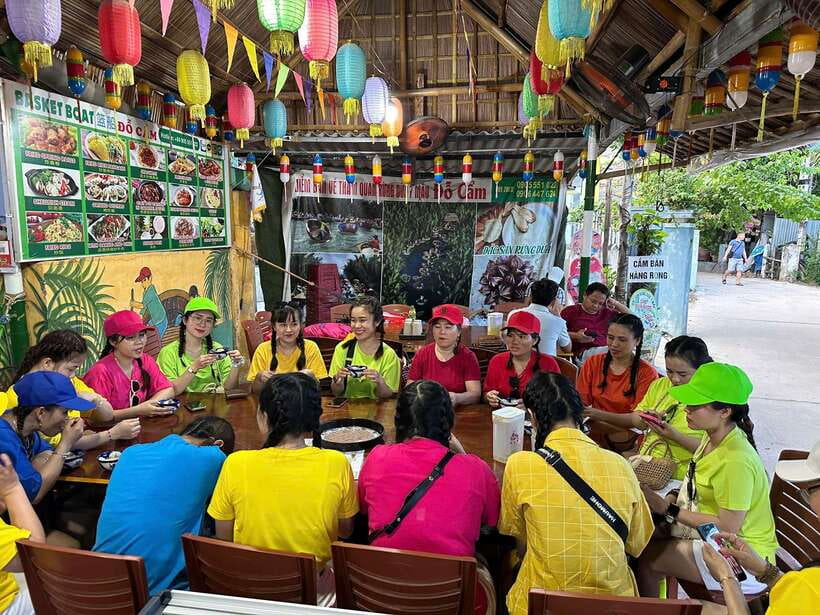 Hoi An Basket Boat Tour - What to Bring