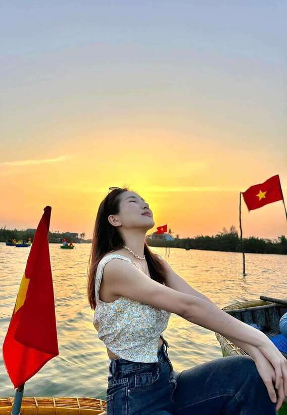 Hoi An: Coconut Basket Boat Ride by Hangcoconut - Witness Artisan Performances in Basket Boats