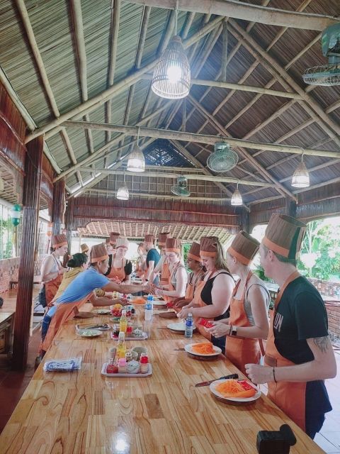 Hoi an : Cooking Class With Phở and Bamboo Basket Boat Tour - Navigating the Coconut Forest in Bamboo Baskets