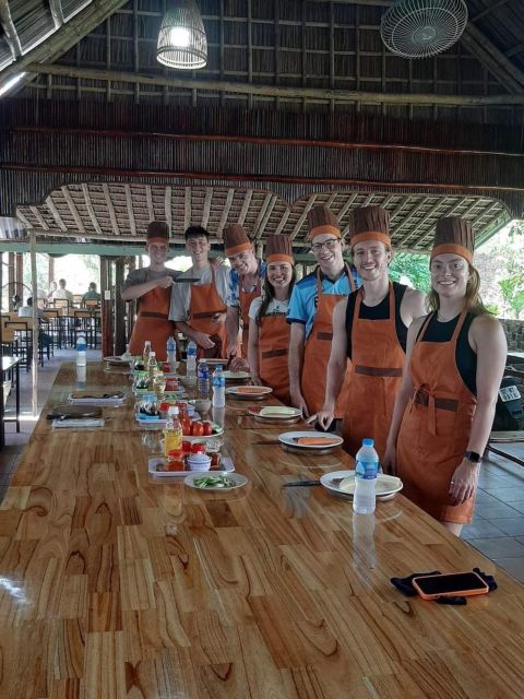Hoi an : Cooking Class With Phở and Bamboo Basket Boat Tour - Embracing Local Traditions and Customs