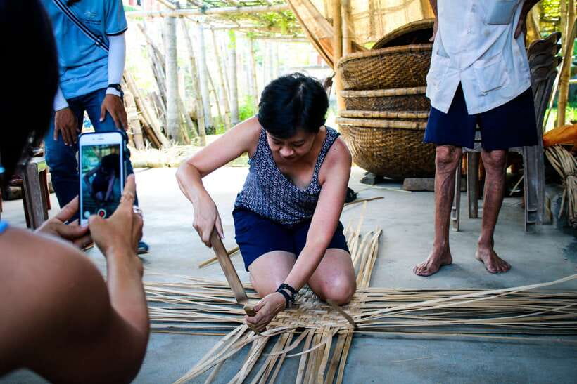Hoi An: Countryside Cycling Tour With Local Life Insights - Traditional Activities and Cultural Insights