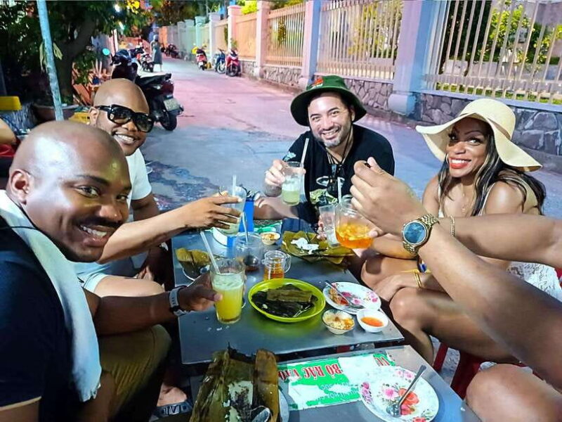 Hoi An/Da Nang: Da Nang Food Tour & Cruise Trip on Han River - Scenic Han River Cruise