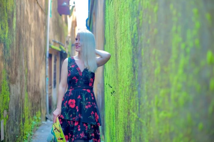 Hoi An/Da Nang: Private Photoshoot & Guided Walking Tour - Unique Features of the Photoshoot