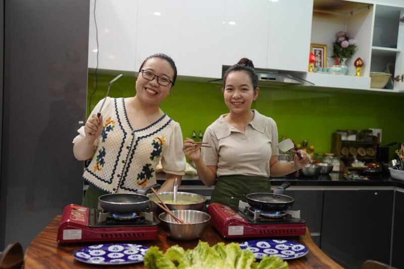 Hoi An/Da Nang: Vietnamese Cooking Class With Transportation - Class Locations and Menus