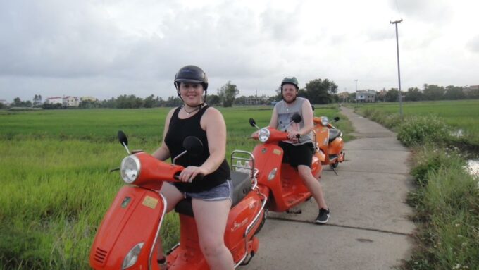 Hoi An Evening Foodie Tour By Electric Scooter - Whats Included in the Tour