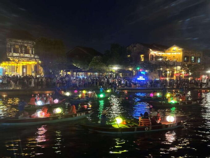 Hoi An: Guided Walking Tour With Local Food - Whats Included in the Tour