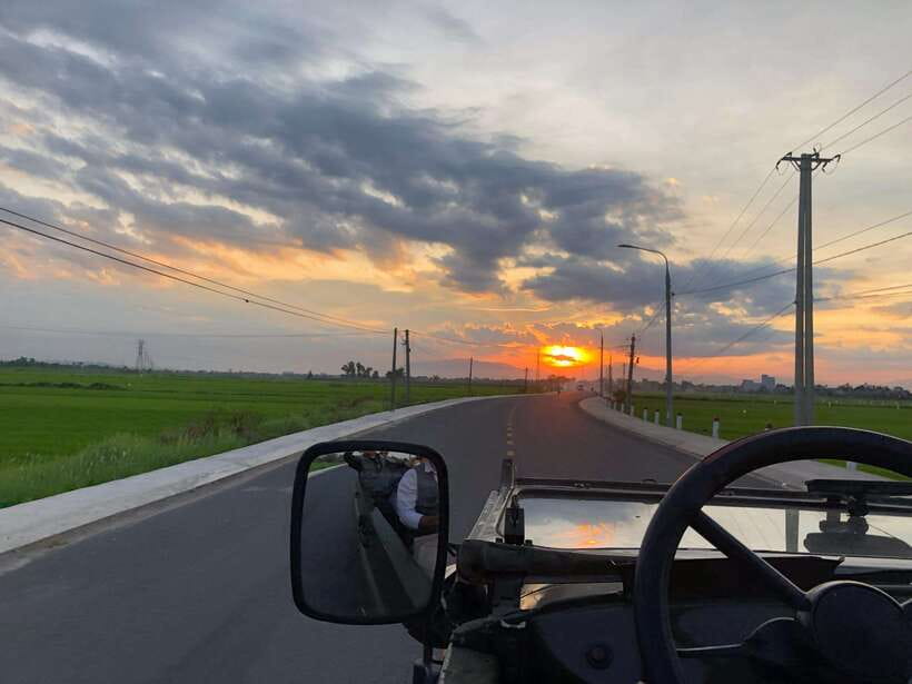 Hoi An Jeep Sunset Adventure: Enjoy Cocktails & Local Food - Important Information for Participants
