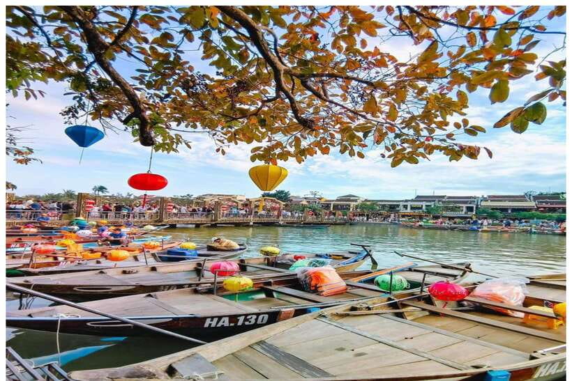 Hoi An: Lantern Boat Trip & Release Lantern - Exploring the Ancient Town by Lantern Boat
